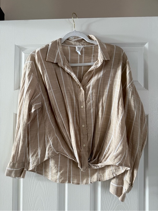 core life Tops - Women’s Beige Striped Button-Down Shirt Medium